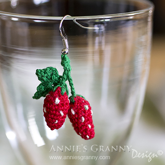 crochet strawberry earrings